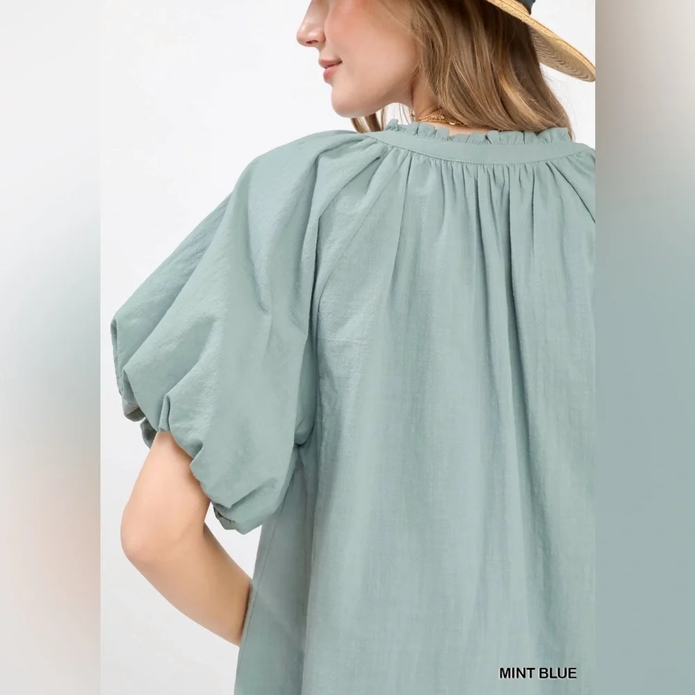 ♥️ Hello Gorgeous! Umgee Lace Inset Puff Sleeve Boho Blouse - Mint Blue